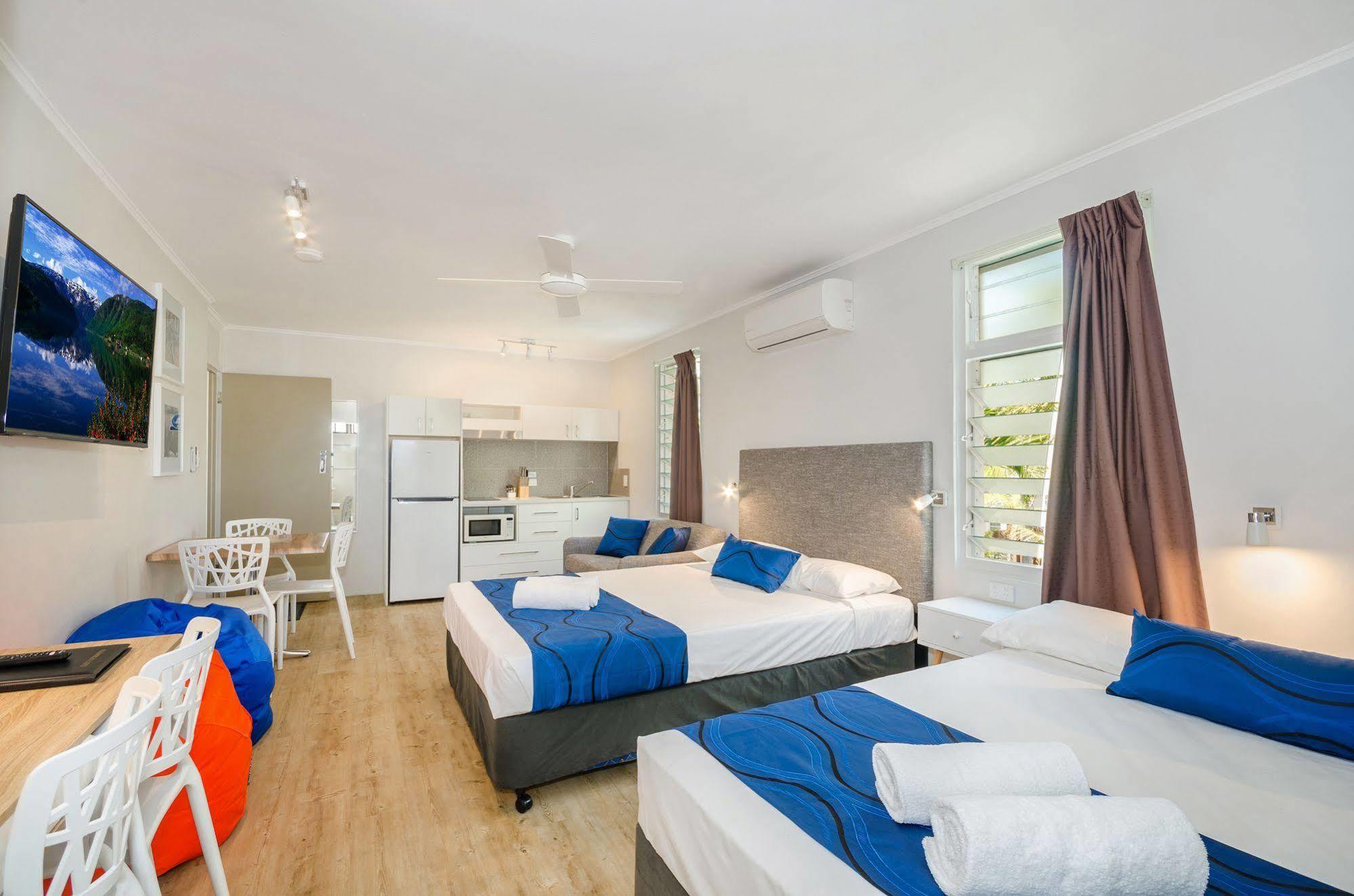 Beach House Motel Таунсвил Екстериор снимка